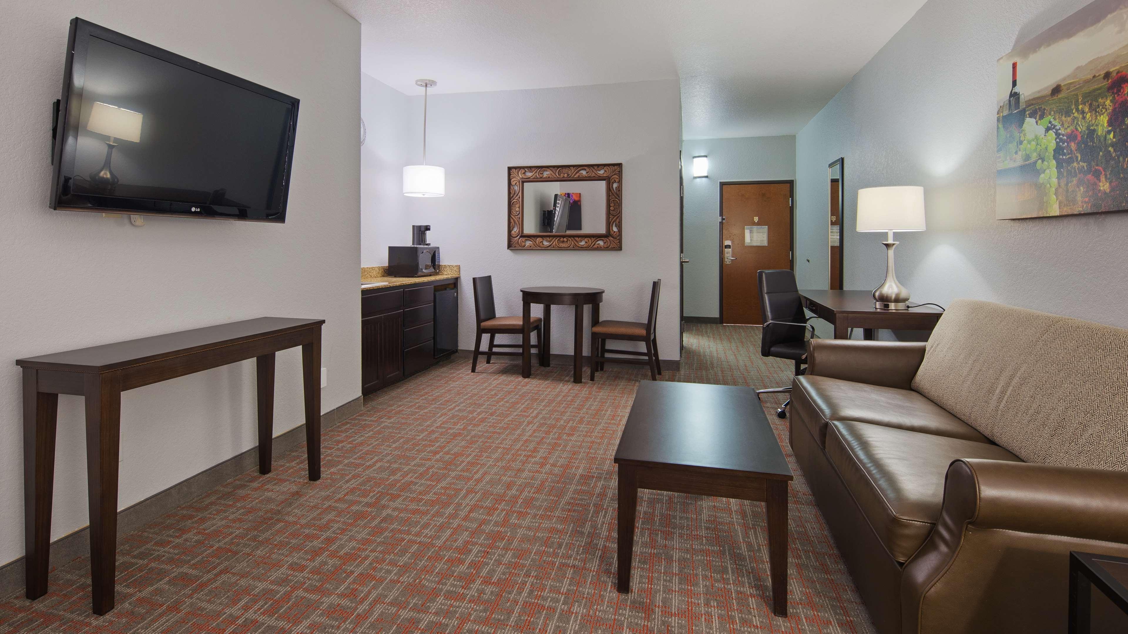 Best Western Plus Фредериксбург Екстериор снимка