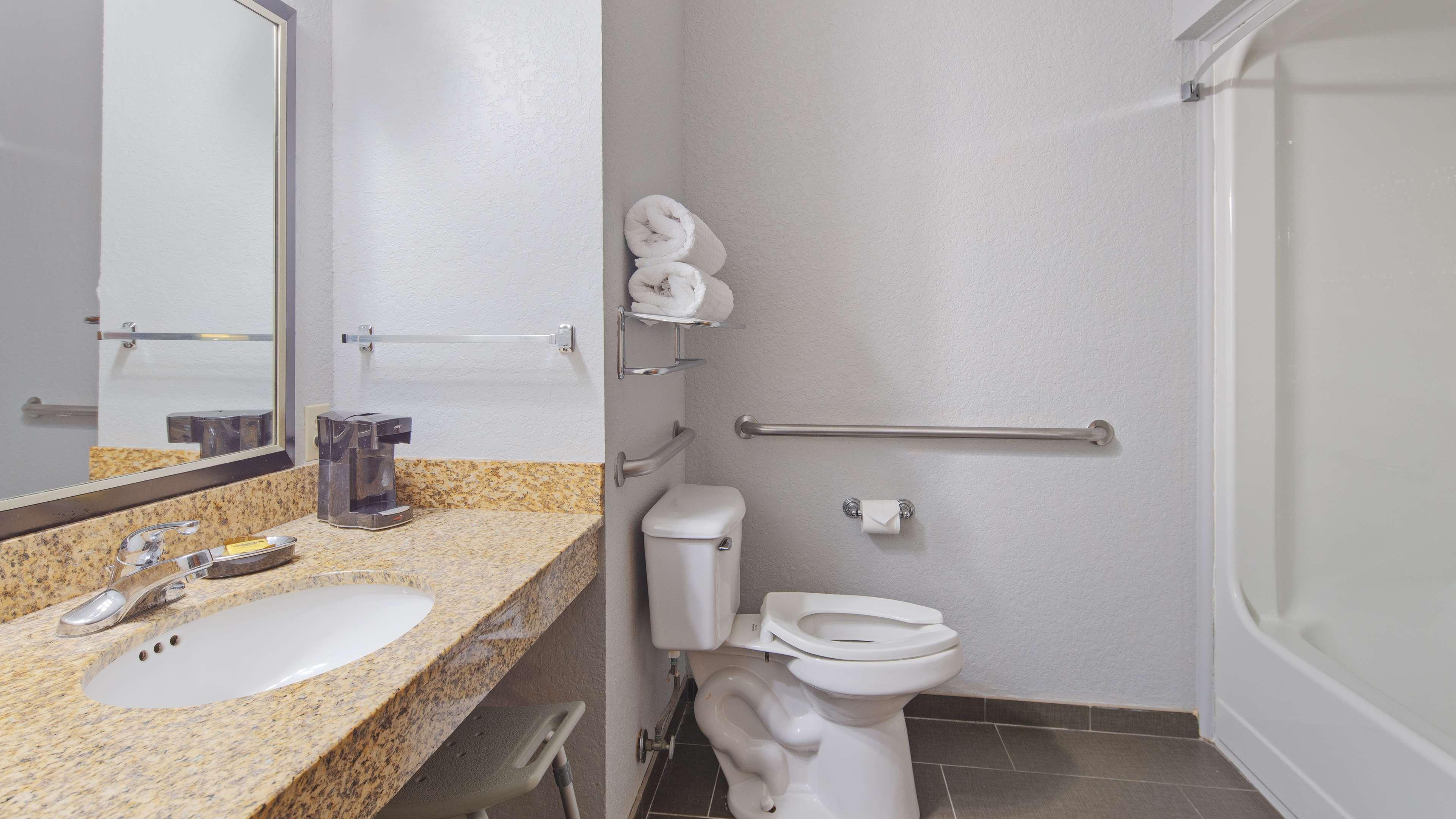 Best Western Plus Фредериксбург Екстериор снимка