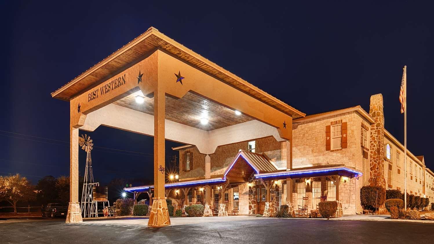 Best Western Plus Фредериксбург Екстериор снимка