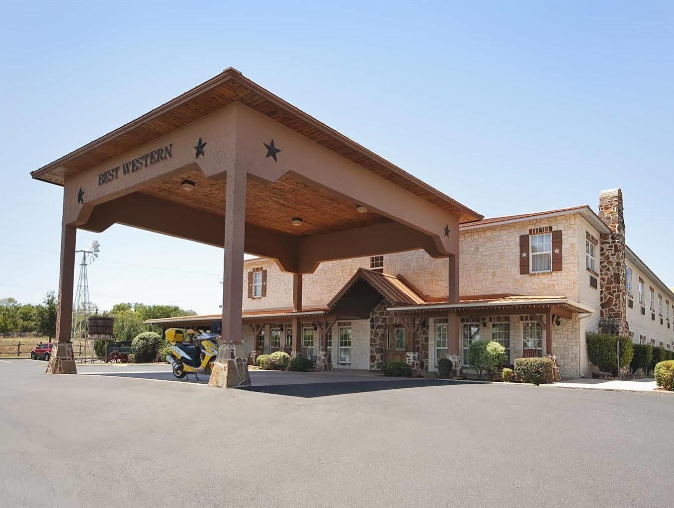 Best Western Plus Фредериксбург Екстериор снимка