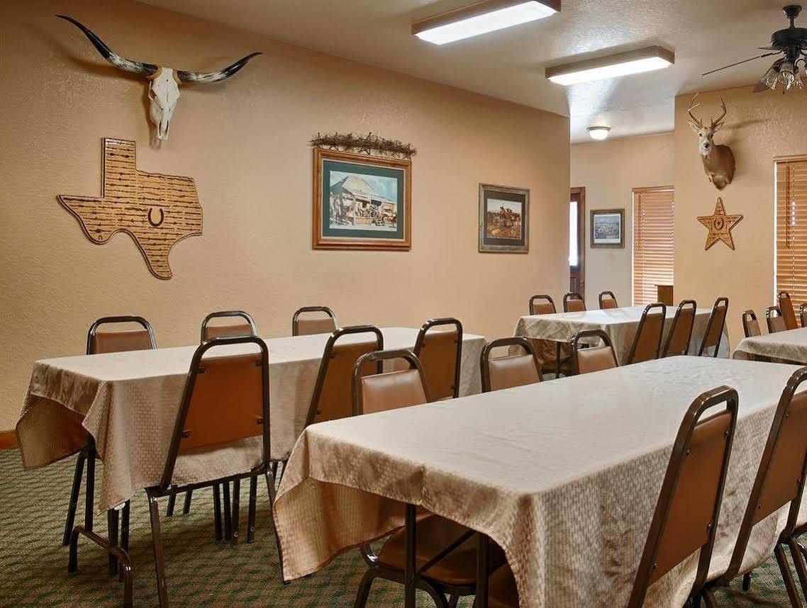 Best Western Plus Фредериксбург Екстериор снимка