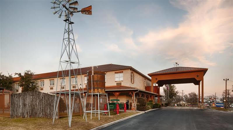 Best Western Plus Фредериксбург Екстериор снимка